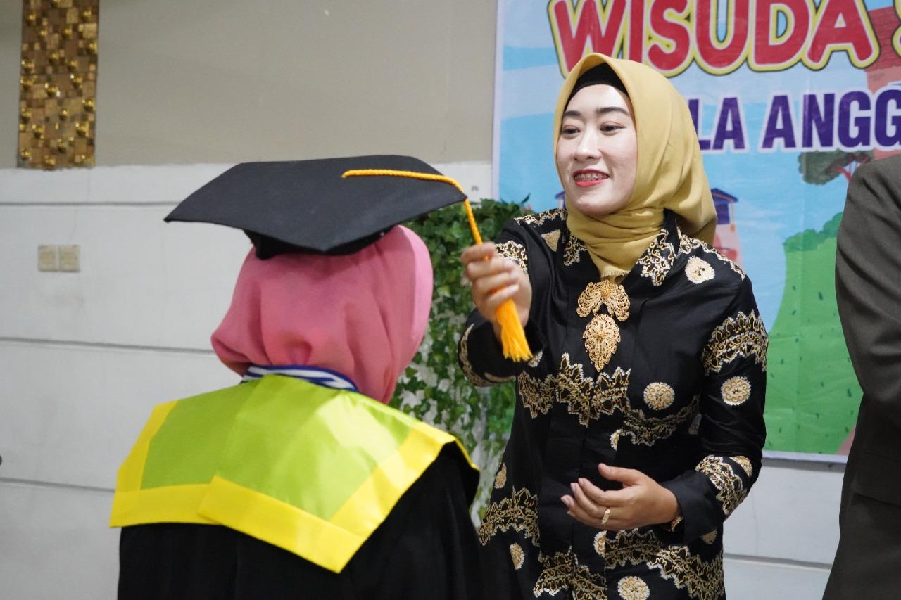 Sekolah Lansia Di Kota Pekalongan Wisuda 30 Siswa Ada Yang Berusia 78 Tahun Protokol Dan 9345